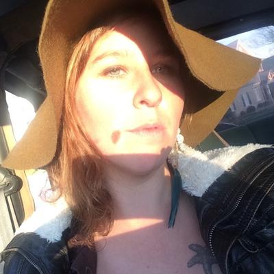 Profile Picture of Sara Phoenix (@Sara_Phoenix) on Twitter