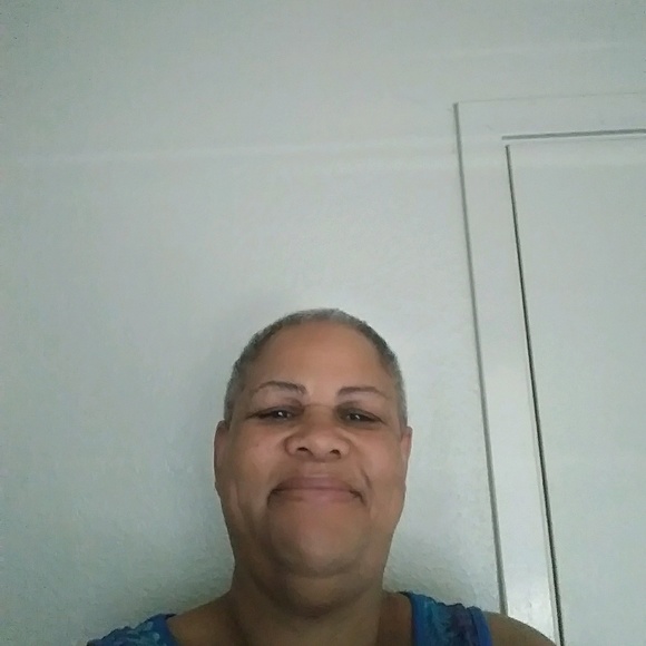 Profile Picture of Charmaine Jones (@charlatress) on Poshmark