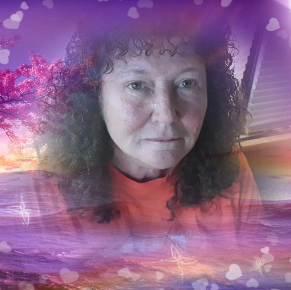 Profile Picture of Vicky Mason (@vickymason) on Poshmark