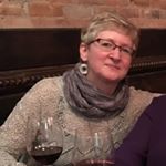 Profile Picture of Karen Larsen (@karenllarsen) on Instagram