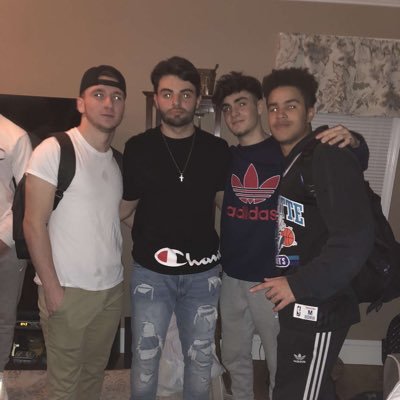 Profile Picture of Daniel (@danielschiavo_) on Twitter