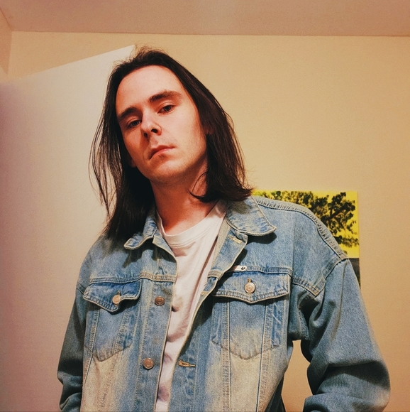 Profile Picture of Greg Leonard (@gkleonard01) on Poshmark