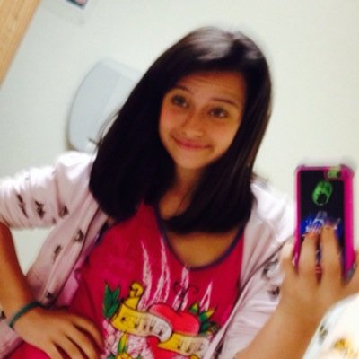 Profile Picture of Kimberly Hinkle (@hinkleskim27) on Twitter