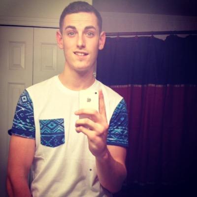 Profile Picture of 6'4 (@MahaffeyRichard) on Twitter