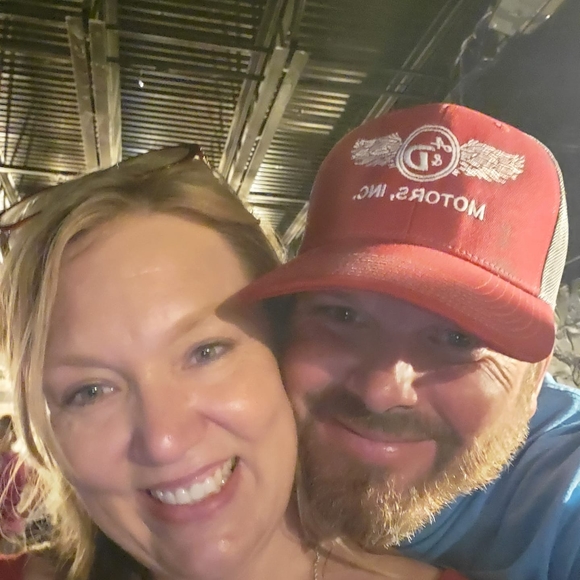 Profile Picture of James Harlow (@james_harlow) on Poshmark