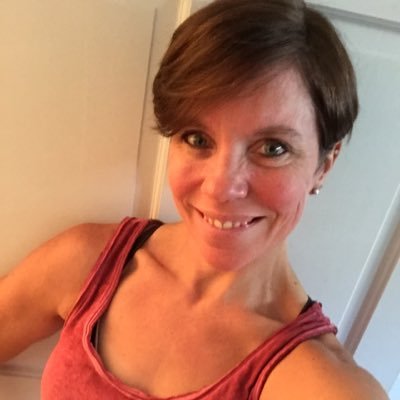 Profile Picture of Cathy Gold (@@GoldStandardF) on Twitter