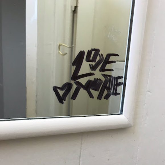 Profile Picture of Curtis hyatt (@sleepdog13) on Poshmark