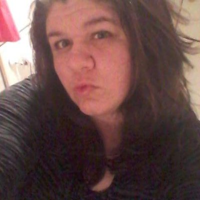 Profile Picture of Tanya Hebert (@alliya19) on Twitter