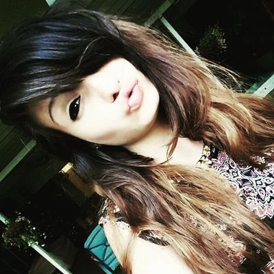 Profile Picture of Nicole Alberts (@niekie420) on Twitter