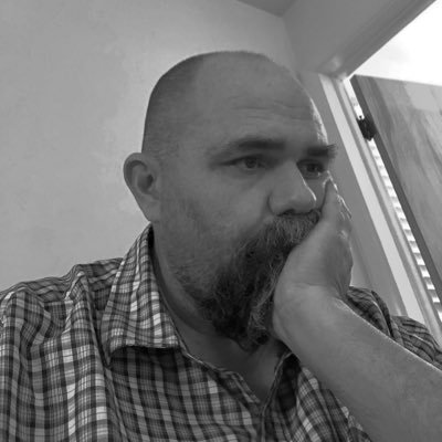 Profile Picture of Scott Duehlmeier (@Paco_Belle) on Twitter