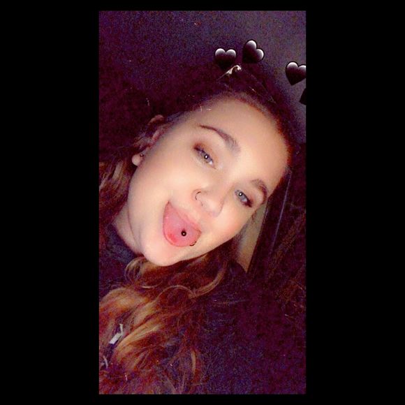 Profile Picture of Michaela Franklin (@mchristinef) on Poshmark
