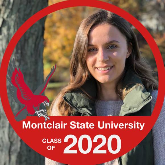 Profile Picture of Julia Wiacek (@juliacw98) on Poshmark