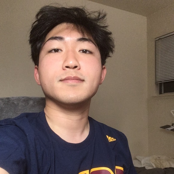 Profile Picture of Sunghoon Yoon (@yoonsh) on Poshmark