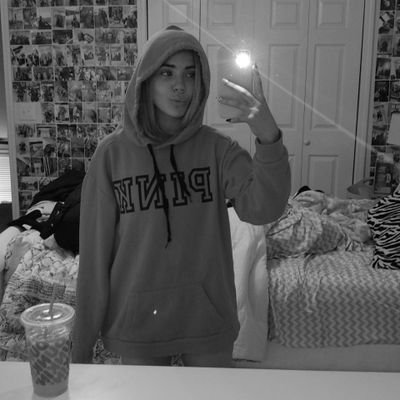 Profile Picture of Lacey Powers (@laceykaylyn69) on Twitter