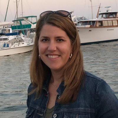 Profile Picture of Amanda Reiss (@aleereiss) on Twitter