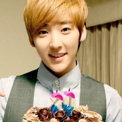 Profile Picture of U-kiss's Kevin Bias (@KevinianINA) on Twitter