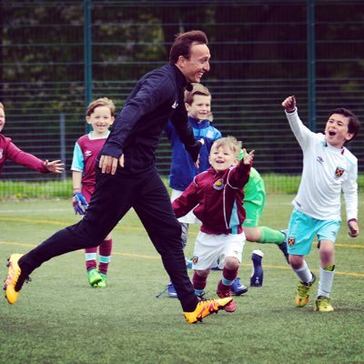 Profile Picture of Mark Noble Football (@_MNFootball) on Twitter