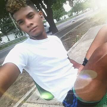 Profile Picture of Alexander Junior Pitre Fragozo (@junior_pitre) on Twitter