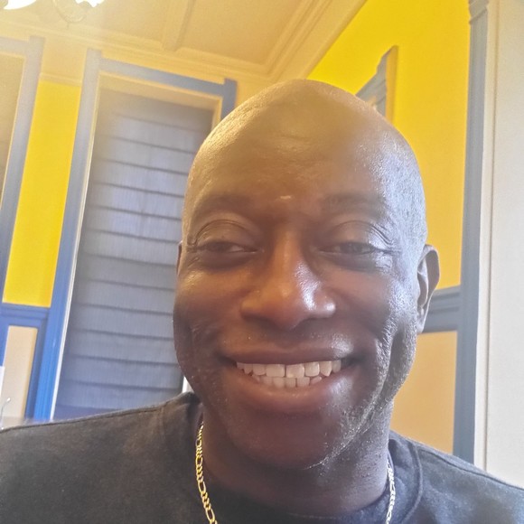 Profile Picture of Henry Mack iii (@toppee3rd) on Poshmark