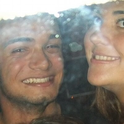 Profile Picture of Ana Carolina Melo (@carolinamelo92) on Twitter