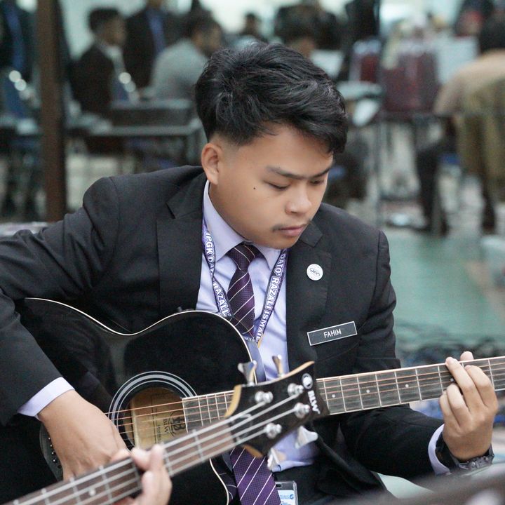 Profile Picture of mark (@markfhimn) on Tiktok