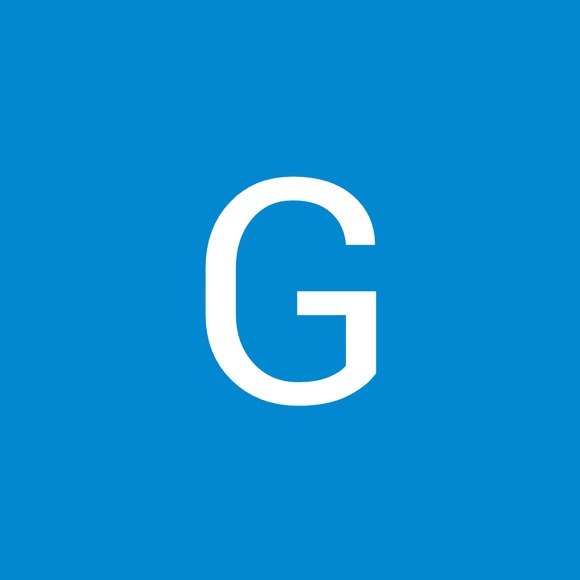 Profile Picture of George Kern (@gkern1984) on Poshmark