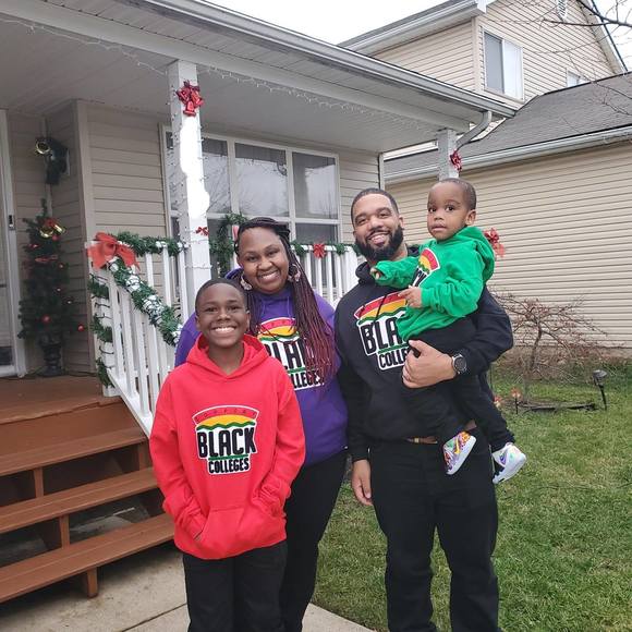 Profile Picture of Chris Soloman (@csoloman) on Poshmark