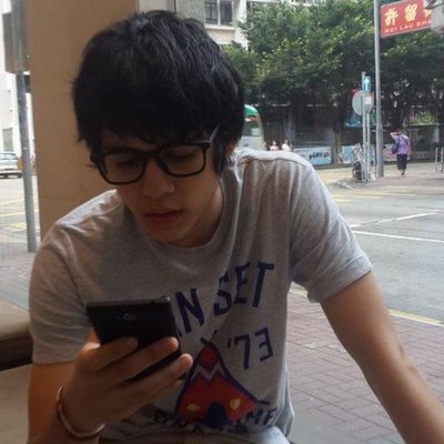 Profile Picture of Adrian Santosoon Twitter