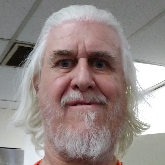 Profile Picture of Joseph b Shandrew (@jbshandrew) on Poshmark