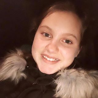 Profile Picture of Alexia Lessard (@alexia.lessard.16) on Facebook