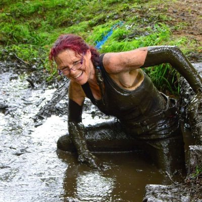Profile Picture of Lisa Rolfe (@Lisa_wosmiles) on Twitter