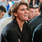Profile Picture of Nick Robert (@Nick-Robert) on Facebook