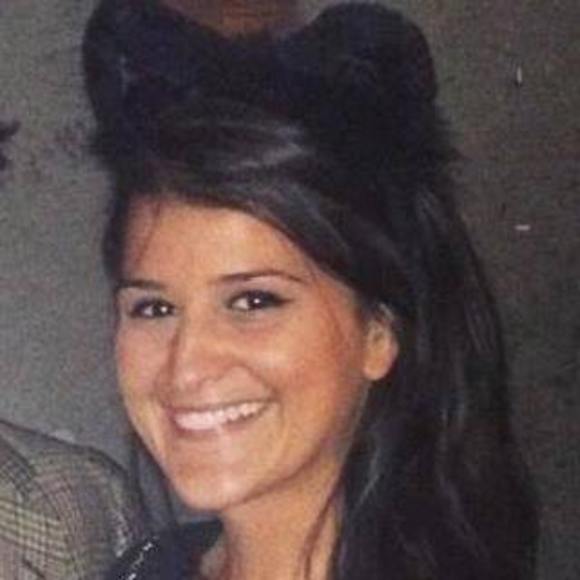 Profile Picture of Aleks Chereck (@aechereck) on Poshmark