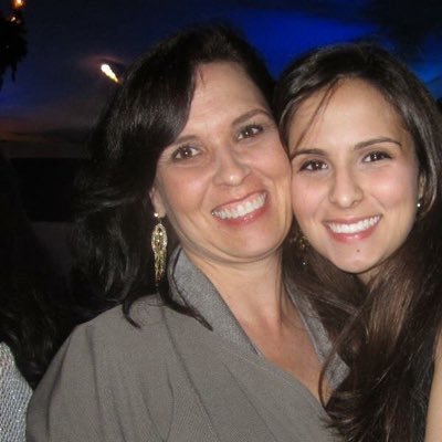 Profile Picture of Yolanda Maria Davis (@YoMDavisAlmeida) on Twitter