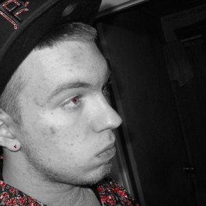 Profile Picture of Kyle Bass (@whywontitletmepickone) on Myspace