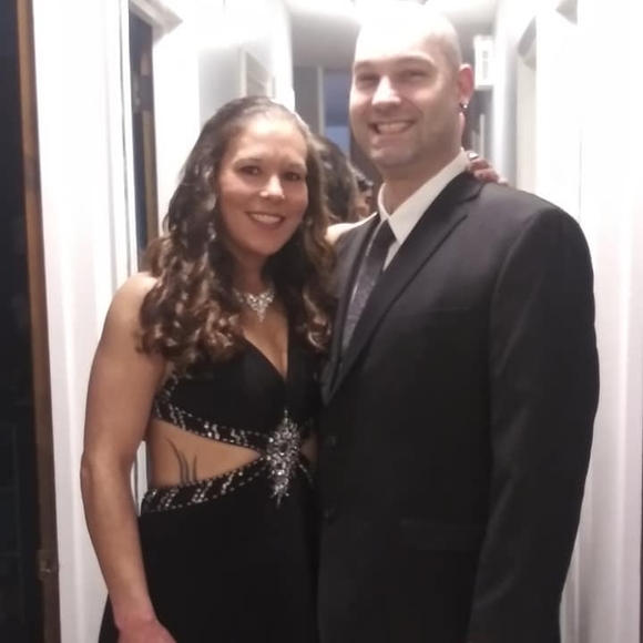 Jessica Pequeno - Poshmark Profile Picture of Jessica Pequeno (@jessicapequeno) on Poshmark