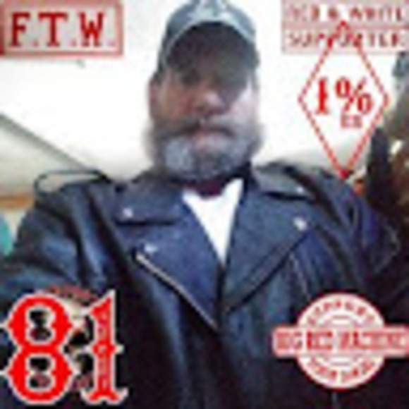 Profile Picture of Wade Bruce (@armbandit777) on Poshmark