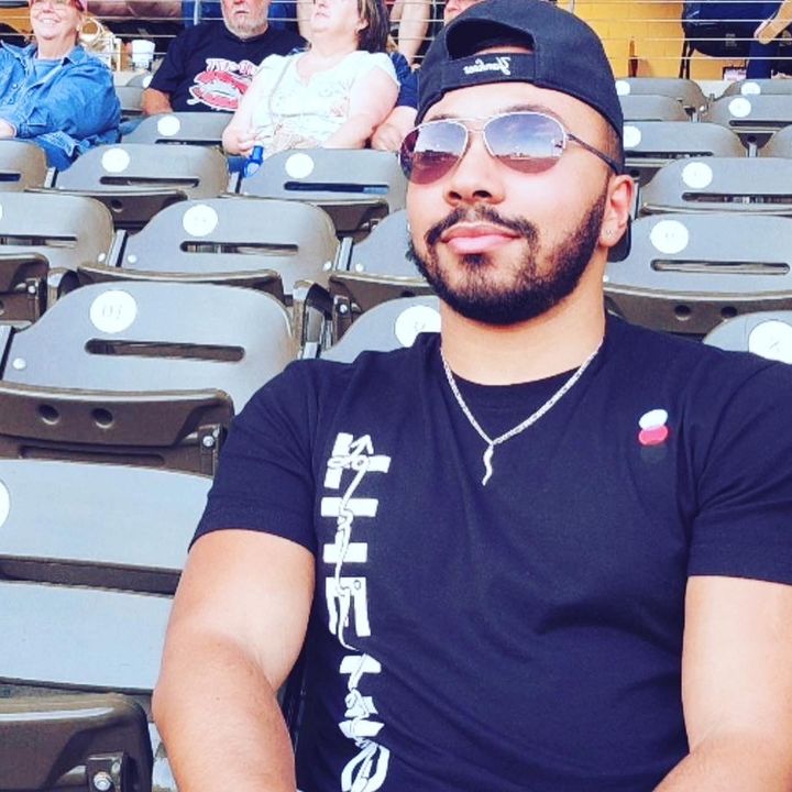 Profile Picture of 𝕮𝖍𝖗𝖎𝖘 💎🧿 (@ciu_la_la) on Tiktok