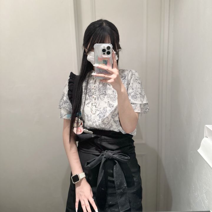 Profile Picture of 𝑘𝑎𝑟𝑒𝑛 (@nail.viviy) on Tiktok