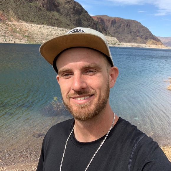 Profile Picture of John Mcmahon (@johnnymcdre) on Poshmark