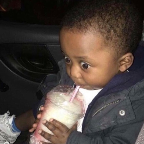 Profile Picture of Bussy Bussy (@bussybussier) on Poshmark