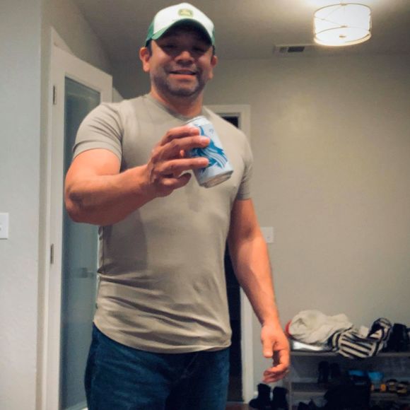 Profile Picture of Abel Rodriguez (@7201abel) on Poshmark