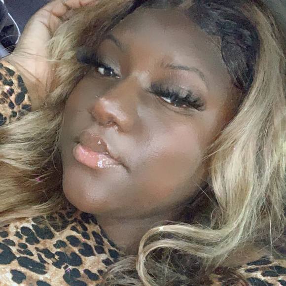 Profile Picture of Morshia Worsham (@morshia) on Poshmark