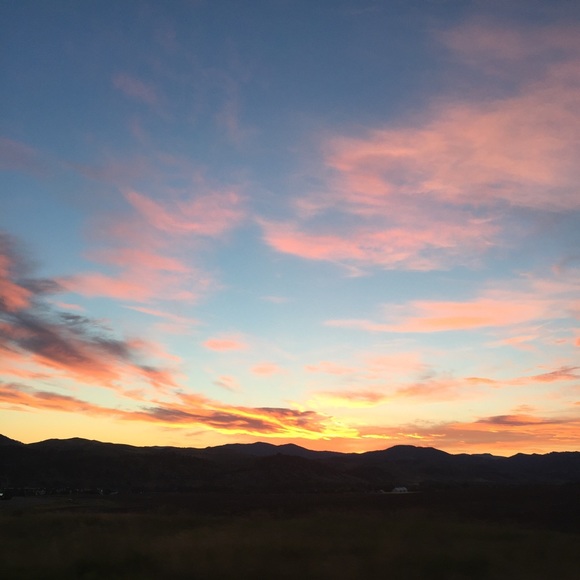 Profile Picture of Quinn Clark (@quinncl17) on Poshmark