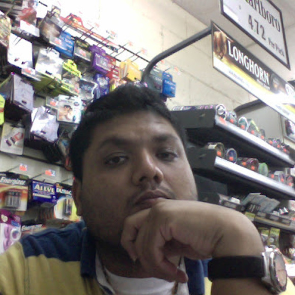 Profile Picture of Nitesh Patel (@niteshhiral) on Poshmark