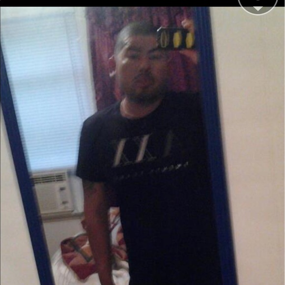 Marvin Robles - Poshmark Profile Picture of Marvin Robles (@mrrobles30) on Poshmark