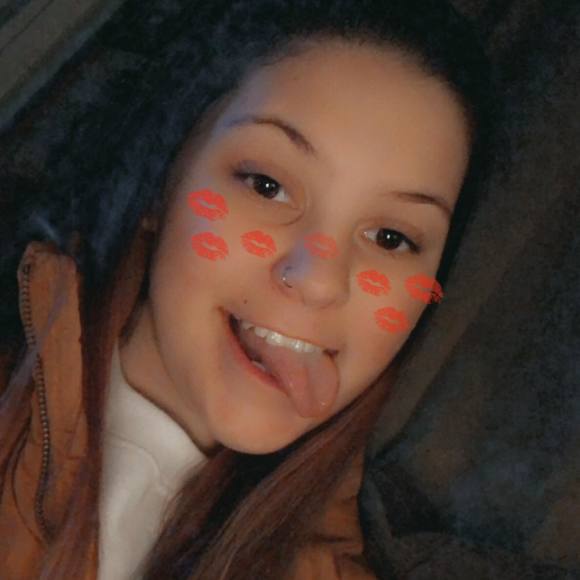 Profile Picture of Hailey Carlson (@hmc114) on Poshmark