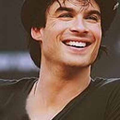 Profile Picture of Bryan Salvatore (@fakevamp) on Twitter