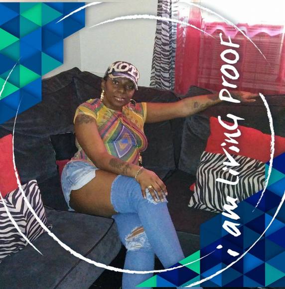 Profile Picture of Paula Brooks (@mizzpb) on Poshmark