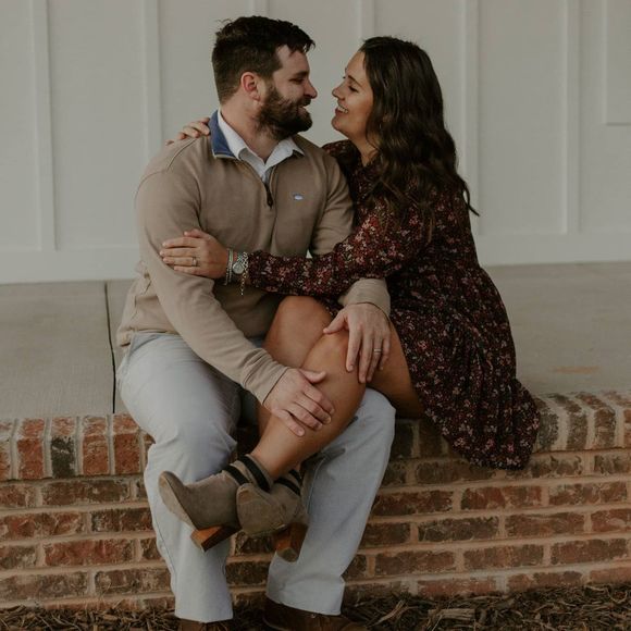 Profile Picture of Gabrielle Browning (@ellebrowning25) on Poshmark